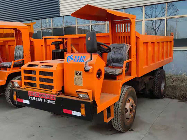 井下礦山專用運(yùn)輸車