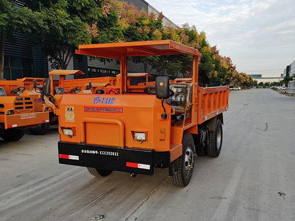 山東四不像運(yùn)輸車